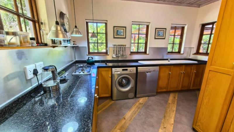 4 Bedroom Property for Sale in Mossienes Western Cape